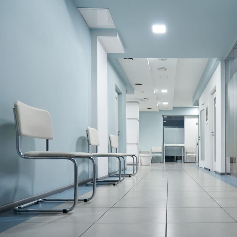 Hospitales y centros sanitarios